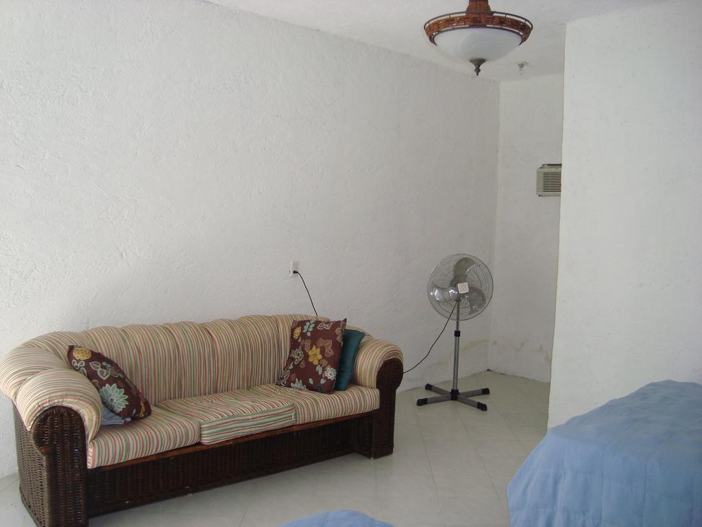 Hotel Teques Inn Tequesquitengo Cameră foto